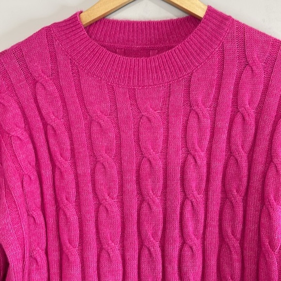 Shein Fuchsia Pink Cable Knit Sweater Crewneck Long Sleeve Size L 8/10 - Picture 3 of 11